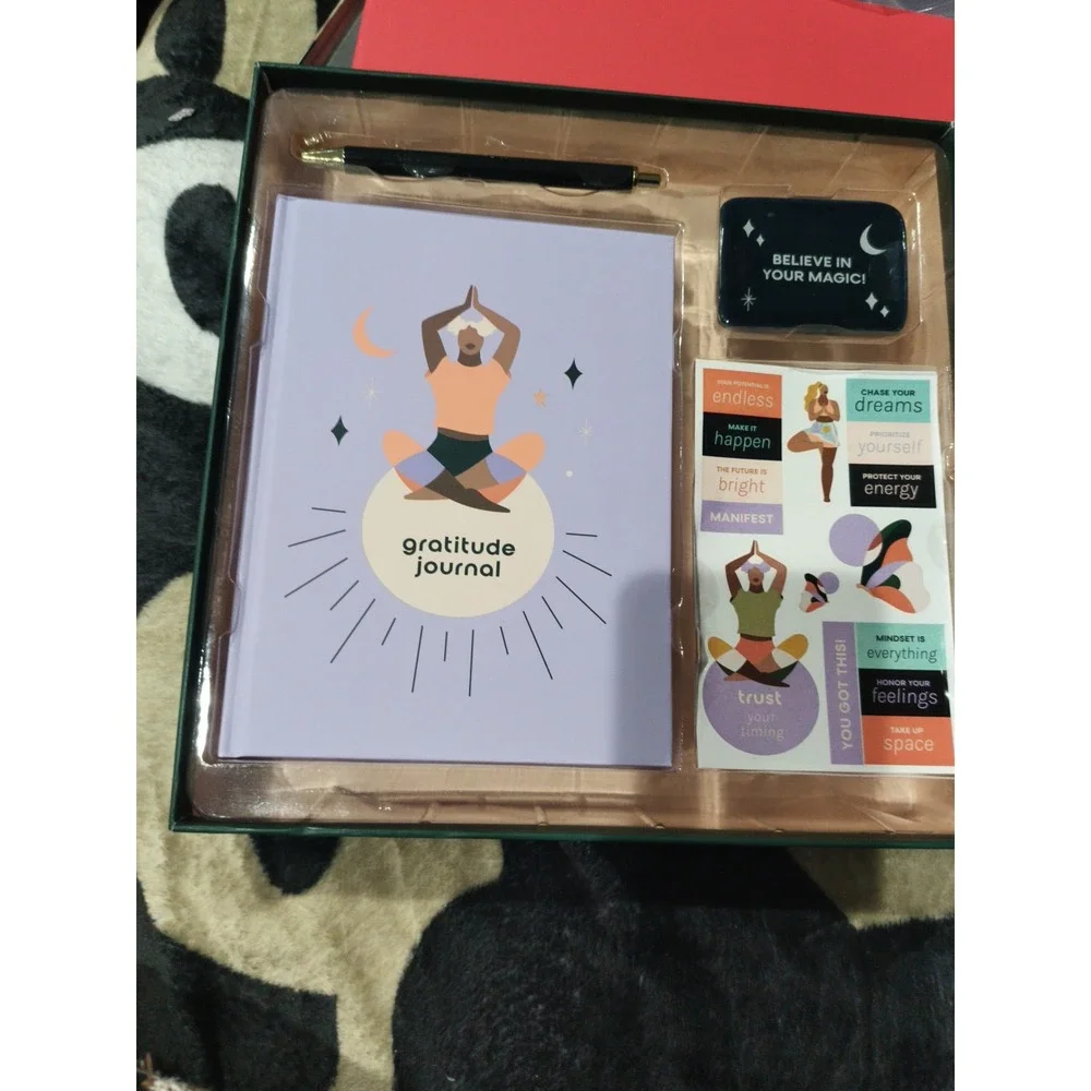 Be Rooted Gift Set To Be More Mindful - Gratitude Journal Set Open Box